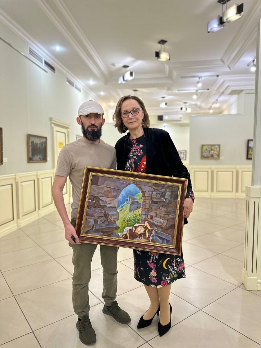 Экскурсия по Государственной галерее им. А.А. Кадырова