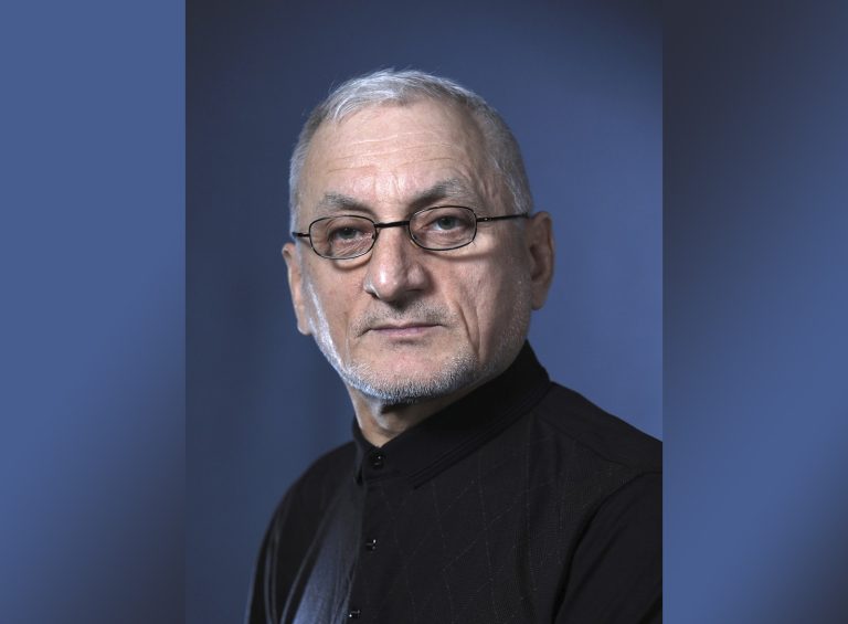 на сайт сатуев