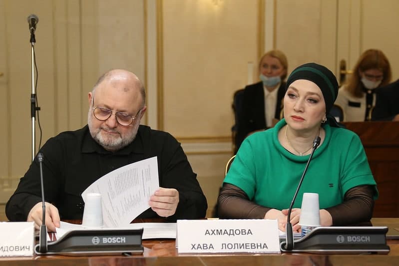 Хава Ахмадова приняла участие в заседании Комитета Совета Федерации РФ по науке, образованию и культуре